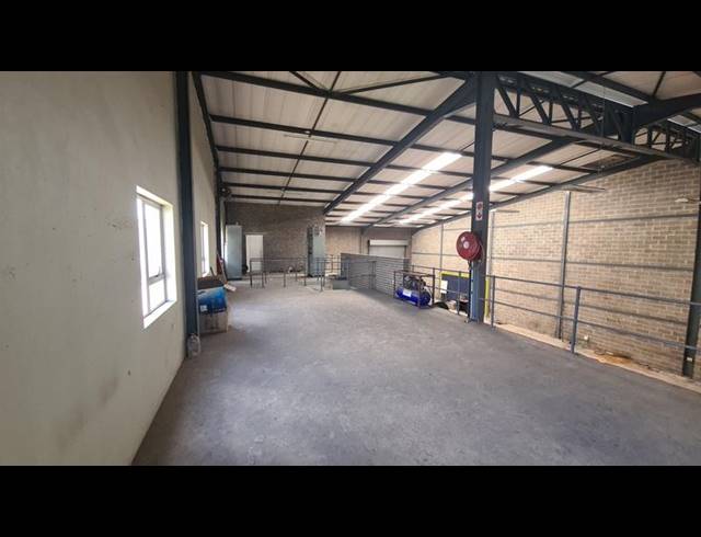 INDUSTRIAL PROPERTY TO RENT IN COMMERCIA
